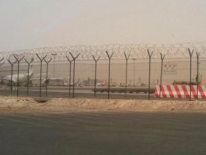 Cerita Penumpang Emirates yang Crash Landing di Dubai: Kabin Dipenuhi Asap Cerita Penumpang Emirates yang Crash Landing di Dubai: Kabin Dipenuhi Asap