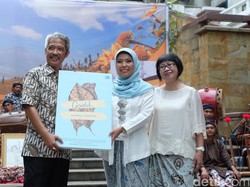 Genduk, Novel tentang Perempuan Gunung Sindoro Karya Sundari Mardjuki