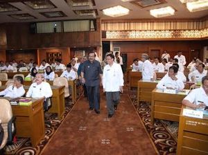 Gubernur Jatim Berharap Perencanaan Berbasis IT Menjadi Lembaga Tersendiri Gubernur Jatim Berharap Perencanaan Berbasis IT Menjadi Lembaga Tersendiri
