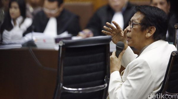 Ahli Forensik Bersaksi di Sidang Jessica