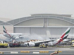 Tuai Pujian, Pilot Emirates yang Crash Landing Punya 7 Ribu Jam Terbang