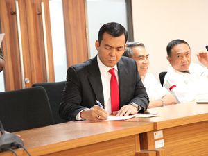 Di Bawah Silmy Karim, Pindad Lahirkan Senapan Pesaing AK47 Sampai Ekskavator Di Bawah Silmy Karim, Pindad Lahirkan Senapan Pesaing AK47 Sampai Ekskavator