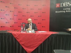 Bankir Ini Tak Yakin WNI Bawa Pulang Semua Uangnya dari Singapura