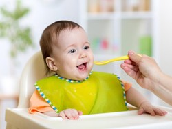 Pepaya dan Kentang Baik Diberikan Saat Anak Belajar Makan