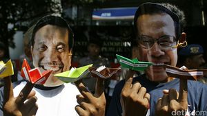 Nelayan Demo di Kantor Luhut
