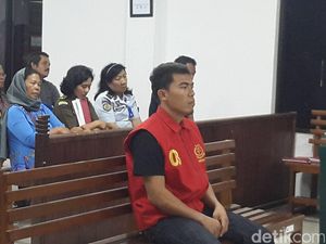 Pengubah Pancasila Jadi Pancagila Bebas, Pengacara: Harusnya Jangan Ditahan Pengubah Pancasila Jadi Pancagila Bebas, Pengacara: Harusnya Jangan Ditahan
