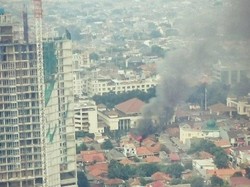 4 Rumah di Tebet Terbakar, 15 Unit Damkar Diterjunkan