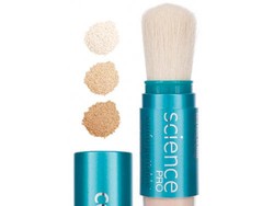 Inovasi Baru Makeup: Sunscreen Dalam Bentuk Bedak Bubuk