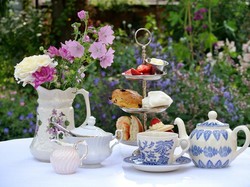 Kebiasaan Minum Teh Putri Bangsawan Inggris yang Kini Mendunia