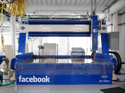 Mengintip Laboratorium Canggih di Markas Facebook