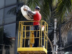 20 Ribu Lampu Hibah dari DKI Mulai Dipasang di Bekasi