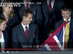 Momen Canggung Andy Murray dengan Bendera Inggris Raya