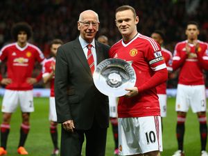 Rooney Didukung Bobby Charlton Pecahkan Rekor Golnya di MU