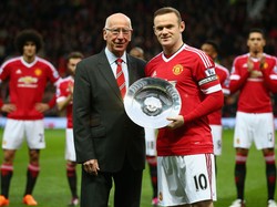 Rooney Didukung Bobby Charlton Pecahkan Rekor Golnya di MU