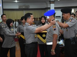 Kapolri Tito Beri Kenaikan Pangkat ke Bripka Bambang Adi Cahyono