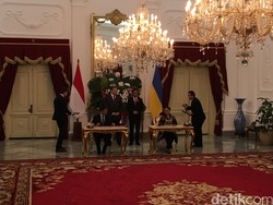 Bertemu Presiden Ukraina, Jokowi Bicara Soal Perdagangan hingga Pertanian