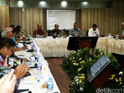 Menteri ESDM dan Direksi PLN Rapat di Hari Libur, Ini yang Dibahas