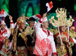 Menpora Bangga Seragam Defile Indonesia Jadi Perhatian Dunia