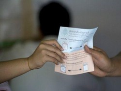 Mayoritas Warga Thailand Mendukung Konstitusi Baru