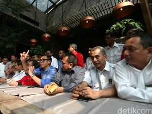 Koalisi Kekeluargaan Belum Final, Partai Apa yang Membelot Dukung Ahok? Koalisi Kekeluargaan Belum Final, Partai Apa yang Membelot Dukung Ahok?