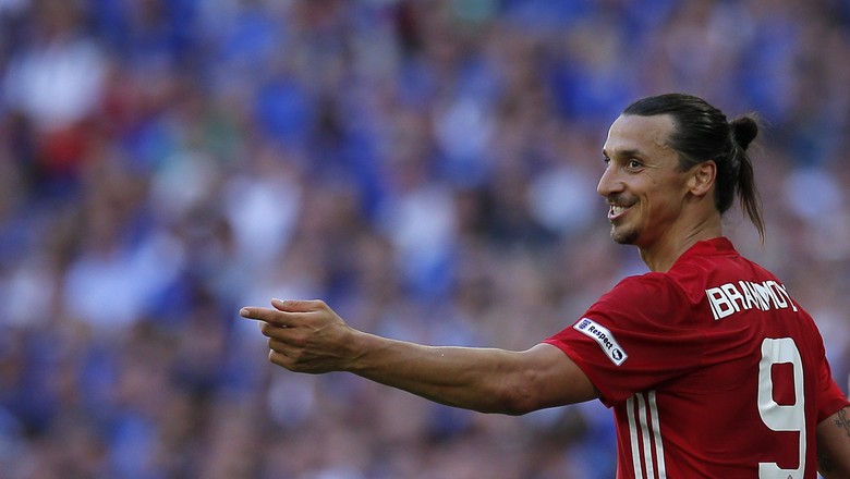 Ibrahimovic: Kota Manchester Asyik-Asyik Saja Ibrahimovic: Kota Manchester Asyik-Asyik Saja
