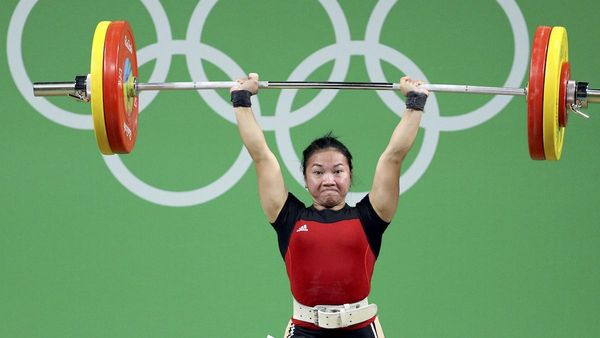 Lifter Dewi Safitri Gagal Raih Medali