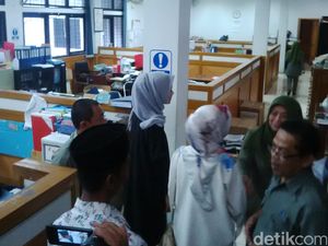 Tiwi Produsen Snack Bikini Muncul, Hari ini Diperiksa BBPOM Bandung