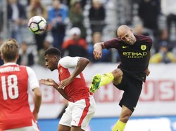 Zabaleta dalam Rencana Guardiola, Akan Bertahan di City