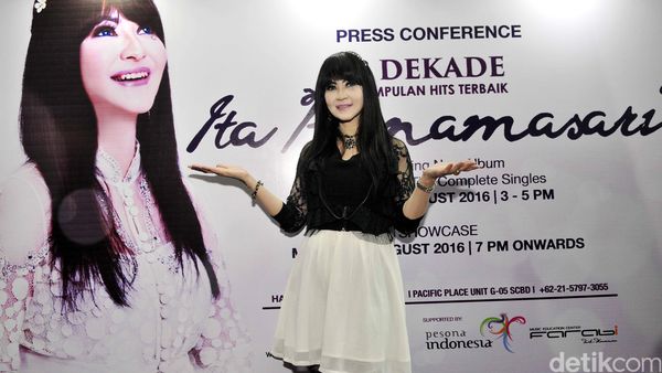 Album 3 Dekade, Perjalanan Karier Ita Purnamasari