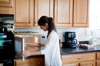 Perlu Kamu Tahu, 9 Hal yang Bisa Dilakukan dengan Microwave 