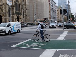 Pesepeda di Melbourne: Sehat, Hemat Plus Dapat Diskon di Tempat Makan
