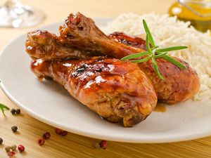 Wanita Ini Gunakan Hair Dryer Seharga Rp 5,5 Juta untuk Panggang Ayam