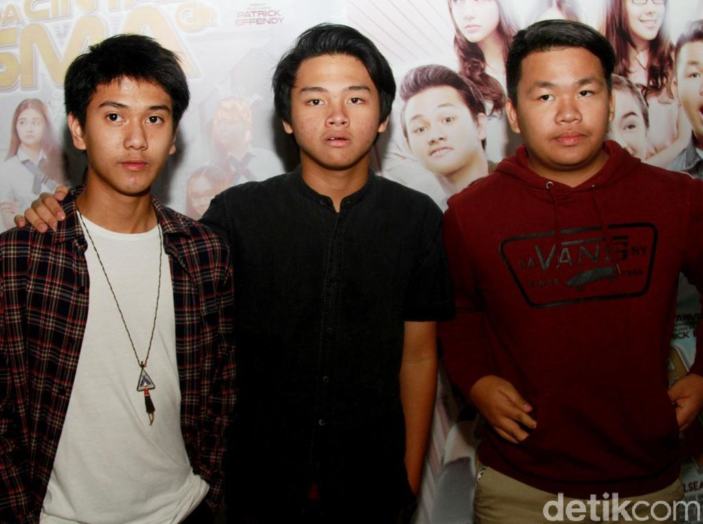 6 Tahun Bermusik, CJR Pamit Bubar 6 Tahun Bermusik, CJR Pamit Bubar