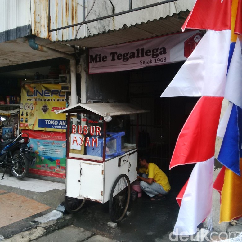 Di 'Tempat Mangkal', Aksi Tipu-tipu Alexander Jadi 