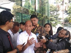 Jokowi Akan Beri Pernyataan Resmi Soal Isu Paspor Ganda Menteri ESDM
