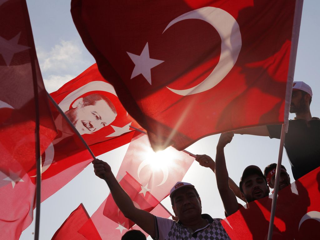 Turki Tahan 60 Orang yang Diduga Terkait Ulama Fethullah Gulen Turki Tahan 60 Orang yang Diduga Terkait Ulama Fethullah Gulen