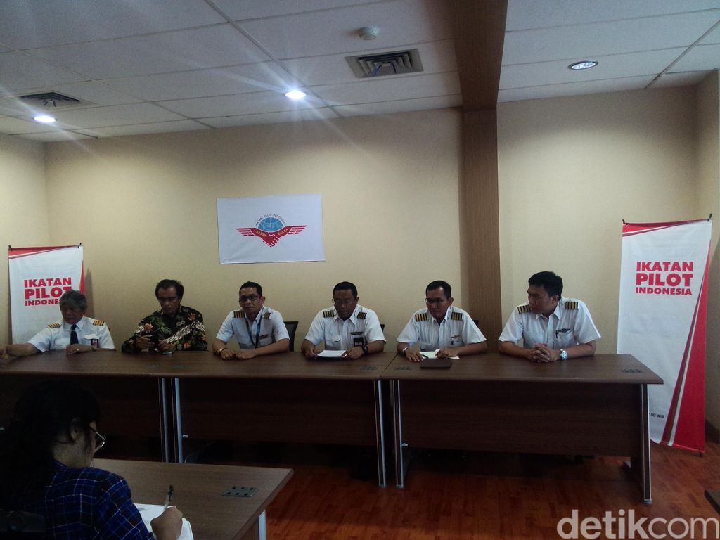 Ikatan Pilot: Menurut Statistik, Pesawat Masih Transportasi Teraman Ikatan Pilot: Menurut Statistik, Pesawat Masih Transportasi Teraman