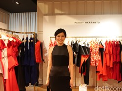 Video: Potret Istri PM Singapura Pakai Gaun Rancangan Desainer Indonesia