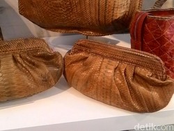 Tas Kulit Ular Piton Ini Sudah Terbang ke AS Hingga Turki