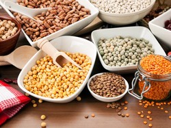 7 Makanan Untuk Atasi Gejala Pneumonia pada COVID-19