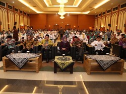 393 Jamaah Haji akan Diberangkatkan Menuju Tanah Suci dari Bandara Halim