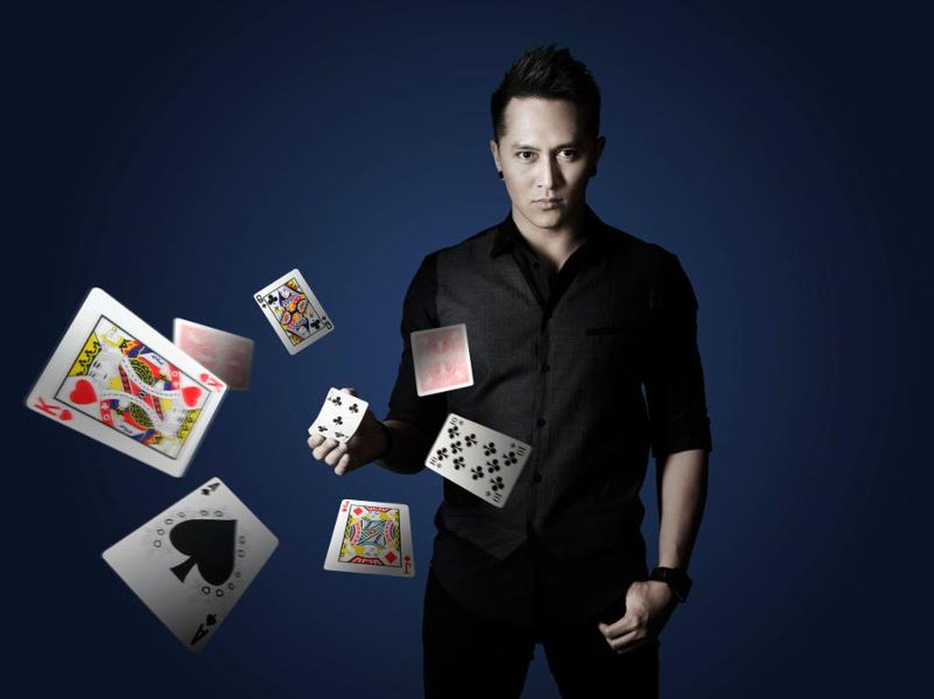 Tarif Sulap Demian Aditya Bakal Melonjak Usai Tampil di Americas Got Talent Tarif Sulap Demian Aditya Bakal Melonjak Usai Tampil di Americas Got Talent