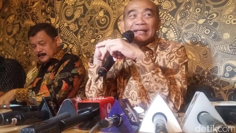 Kemdikbud Izinkan Komite Sekolah Galang Dana, Ini Penjelasannya