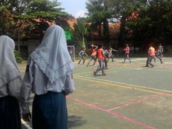 SMAN 2 Lamongan Ciptakan Permainan Gobakball Penangkal Game Pokemon