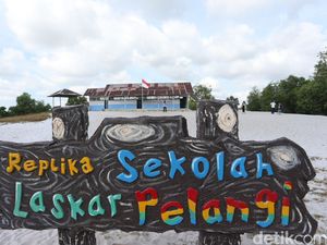 Yang Wajib Didatangi di Belitung: SD Laskar Pelangi