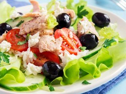 Meskipun Enak 12 Makanan Ini Sering Memicu Penyakit (1)