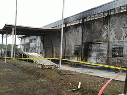 Polisi Selidiki Penyebab Kebakaran di Gudang Pabrik Kimia Cikarang