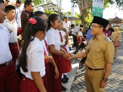 Wacana Full Day School, Bupati Anas: Belum Tentu Cocok untuk Daerah