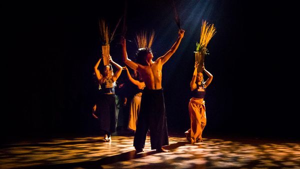 Pementasan Tari Ritus Tergerus Rakus