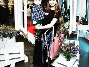 Kampanye Pemberian ASI untuk Bayi, Wanita Cantik Ini Malah Diserang Haters Kampanye Pemberian ASI untuk Bayi, Wanita Cantik Ini Malah Diserang Haters